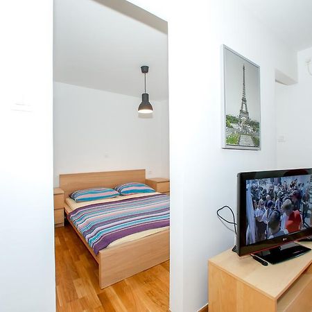 سينج Apartments Harbour الغرفة الصورة